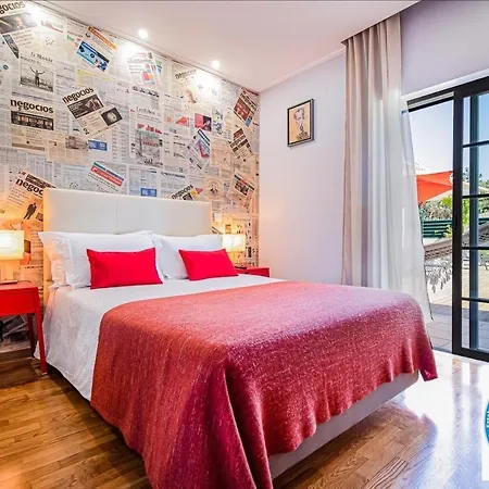 Spacious In With A Private Year-round Pool * Sesimbra