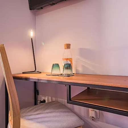 Spacious In With A Private Year-round Pool Sesimbra