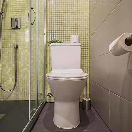 Spacious In With A Private Year-round Pool 别墅 塞辛布拉
