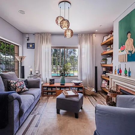 Spacious In With A Private Year-round Pool * 塞辛布拉