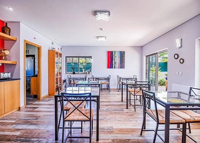 Spacious In With A Private Year-round Pool *