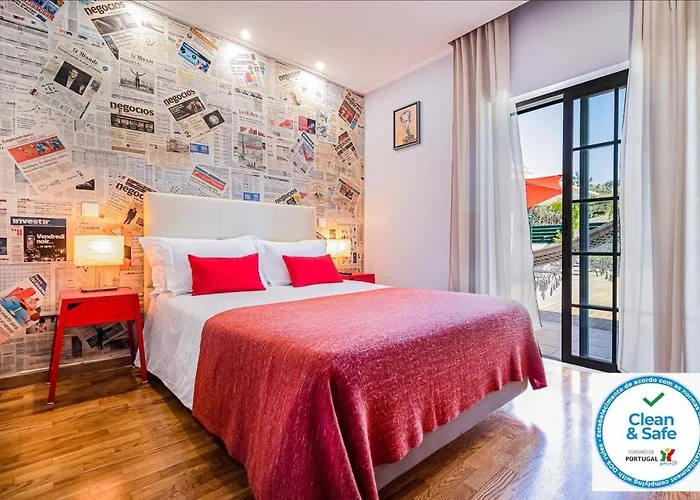 Spacious In With A Private Year-round Pool * Sesimbra