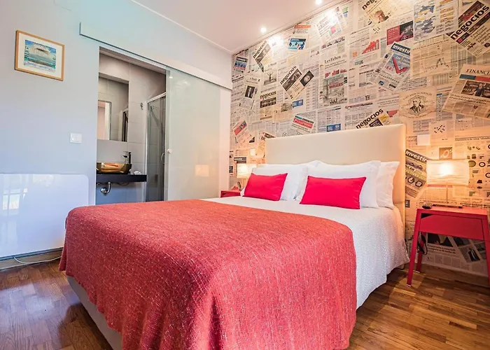 Spacious In With A Private Year-round Pool * Sesimbra