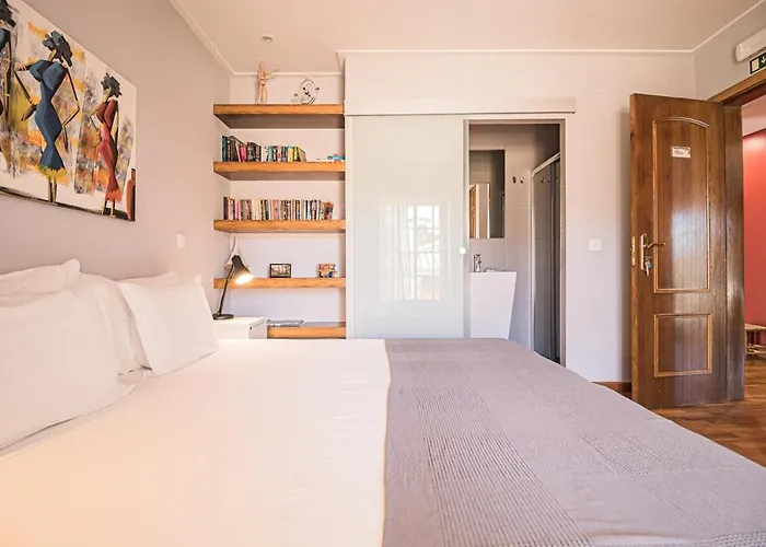 Spacious In With A Private Year-round Pool