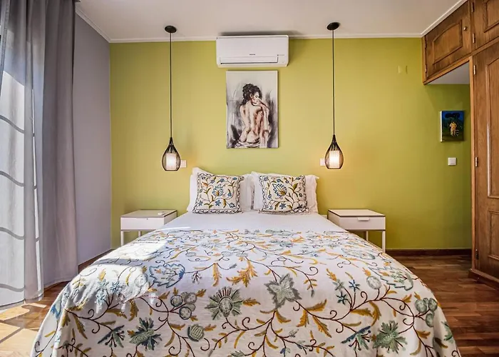 Spacious In With A Private Year-round Pool